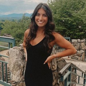 Meet your Posher, Jacqueline